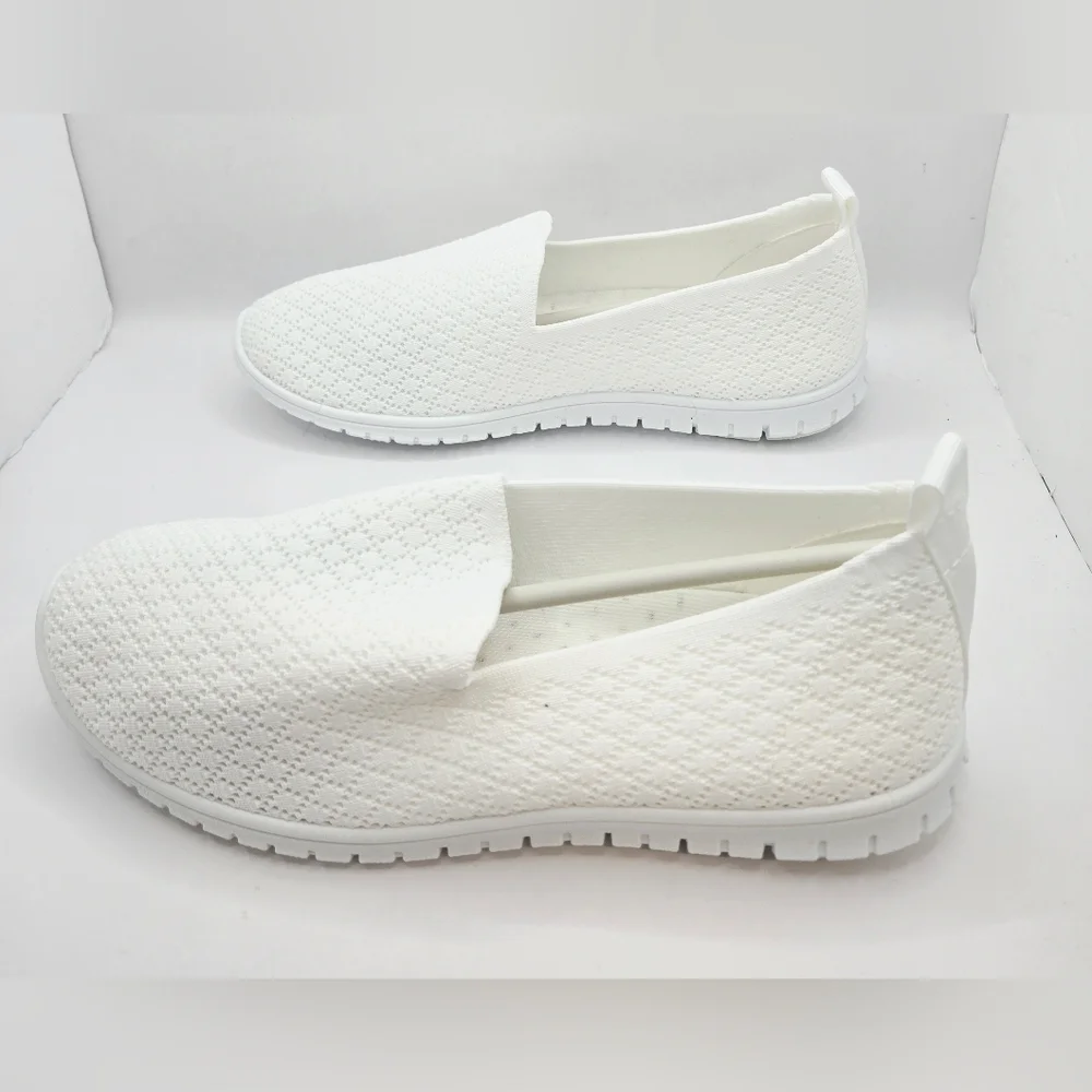 White Flats Walking, Comfortable Breathable Slip on Casual Mesh Shoes Size 6